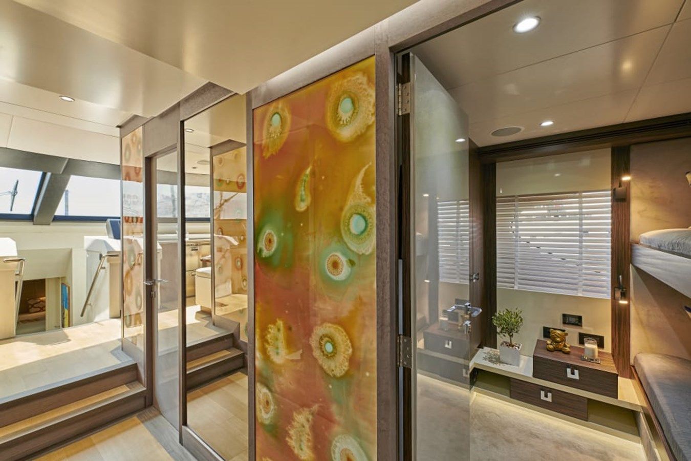 Buy a yacht La Fenice 85F