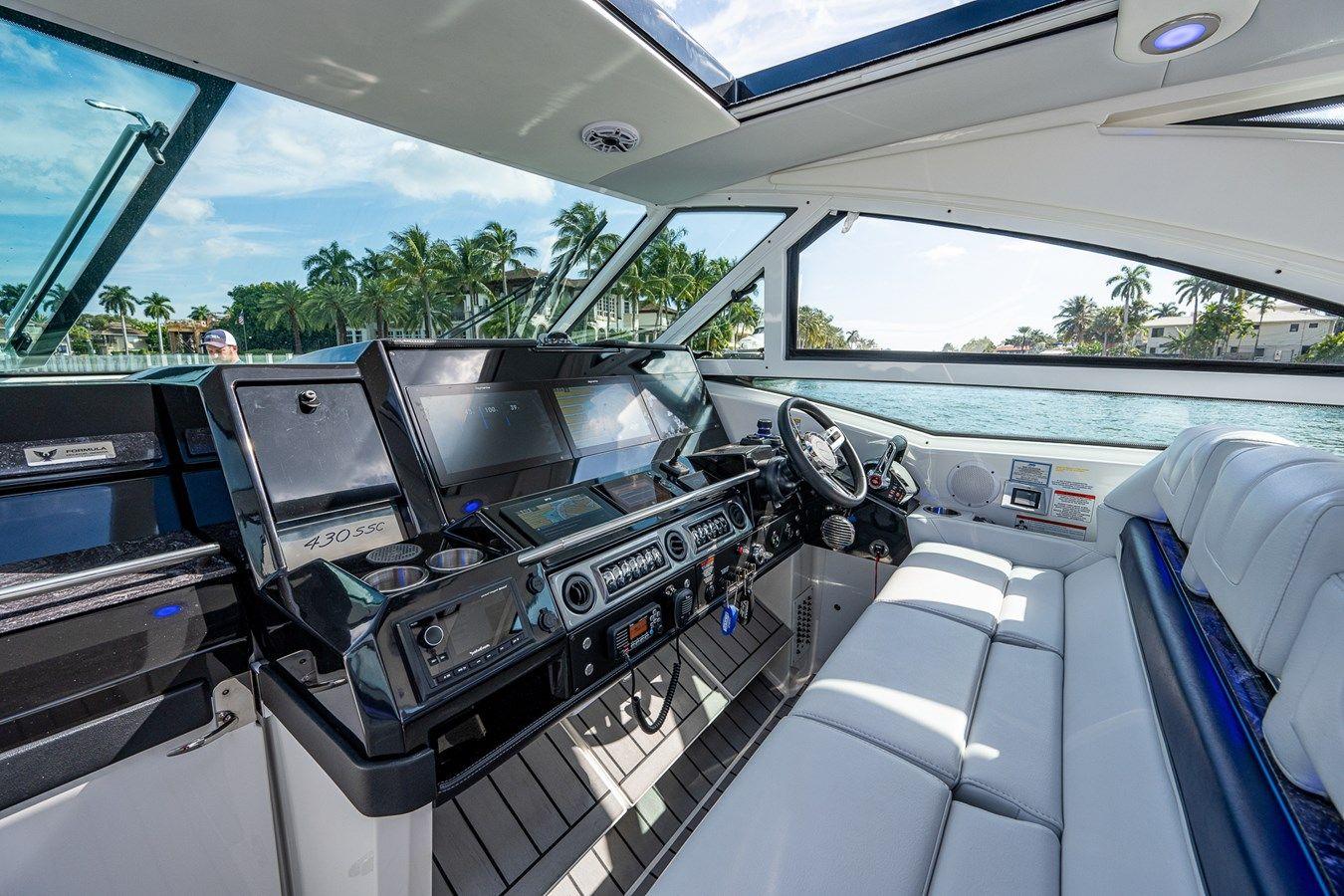 Buy a yacht 430 SSC - Formula Boats