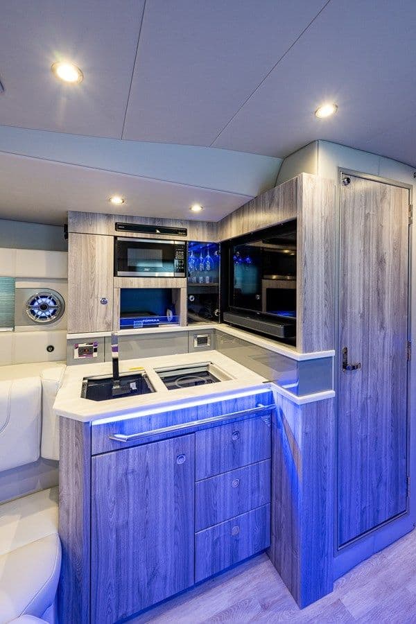 the best price on 430 SSC - Formula Boats