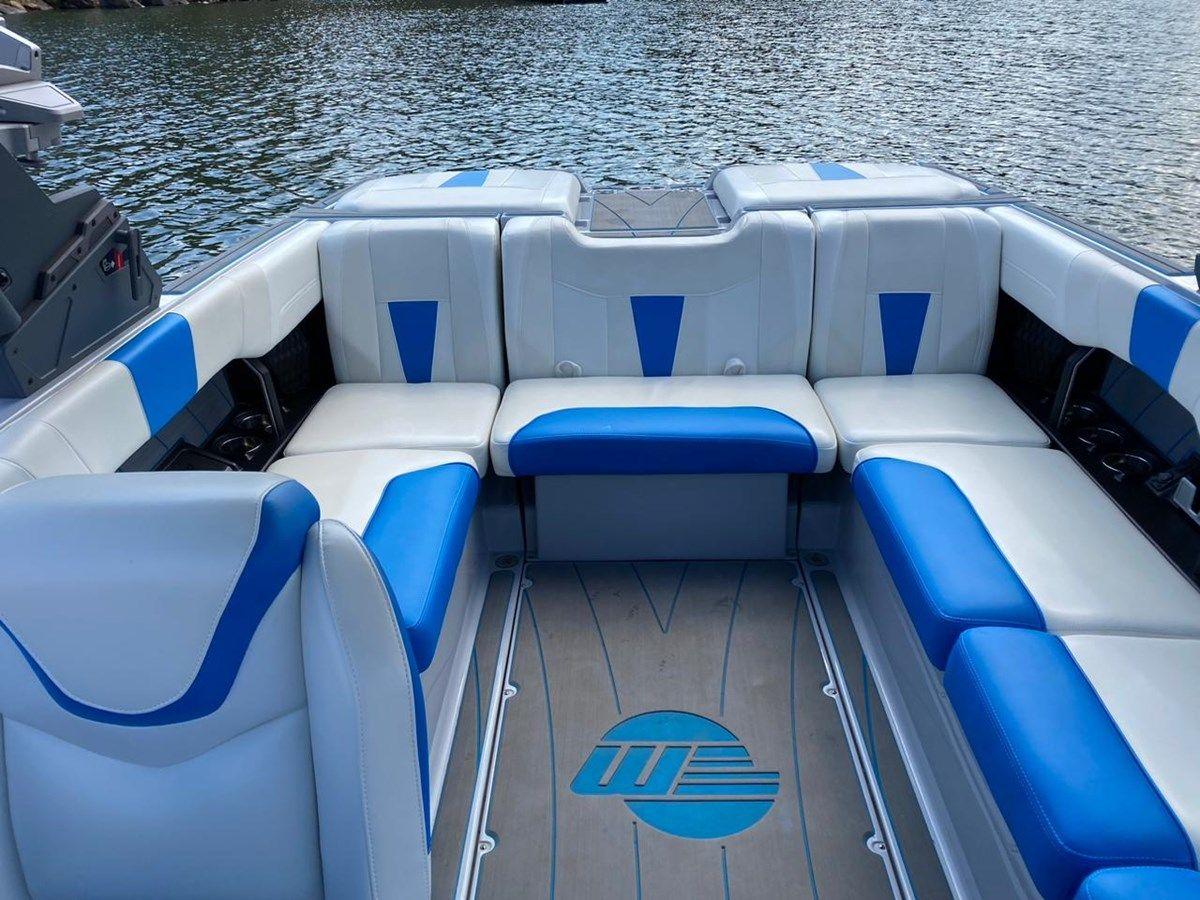 Buy a CASA - PITI 2022 Malibu 23 LSV @Valle de Bravo 23 LSV at Shestakov Yacht Sales