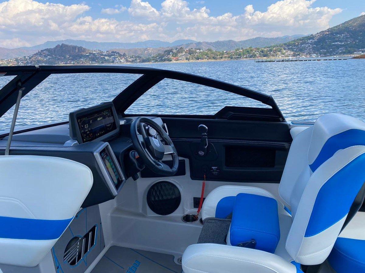 best yacht sales deals CASA - PITI 2022 Malibu 23 LSV @Valle de Bravo