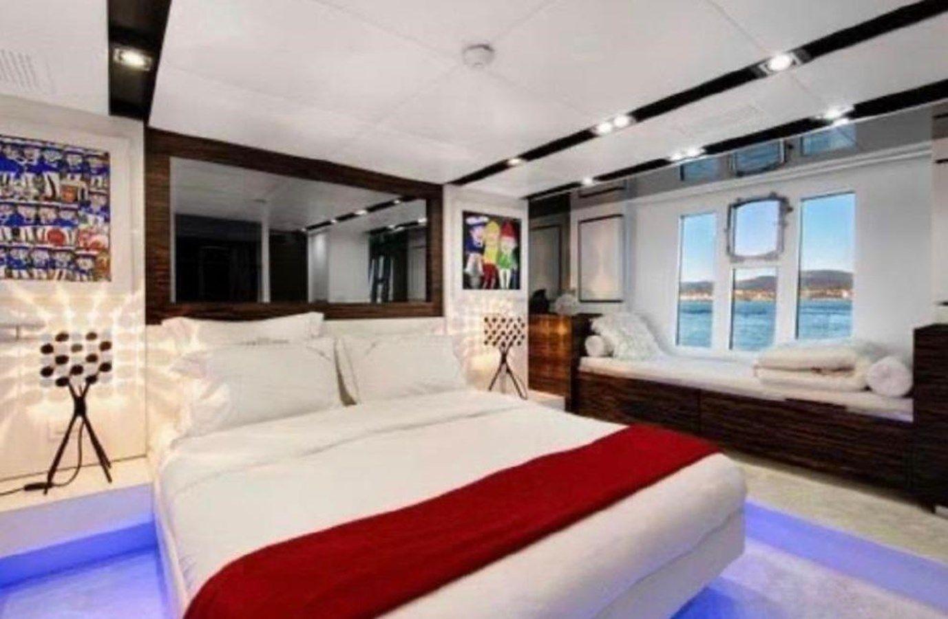 Buy a yacht OCEAN TIGER 70 STY