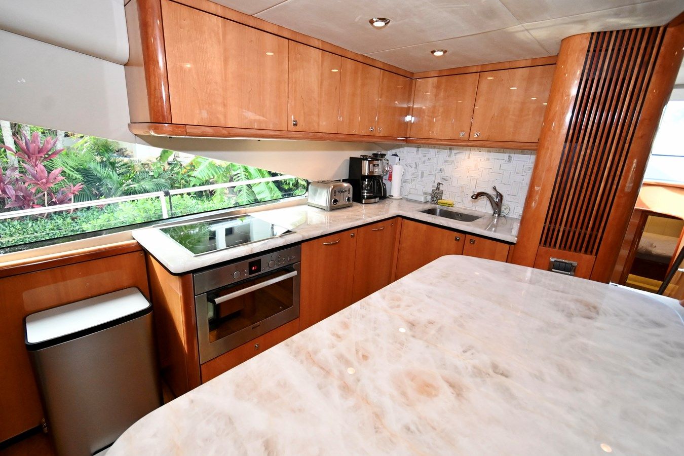 best yacht sales deals Bella - Sunseeker