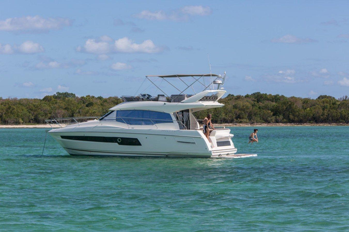 Buy a yacht Prestige 460 - PRESTIGE