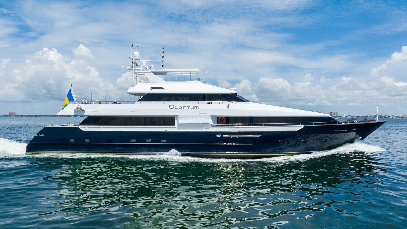 Лучшая цена на QUANTUM - Broward Yacht