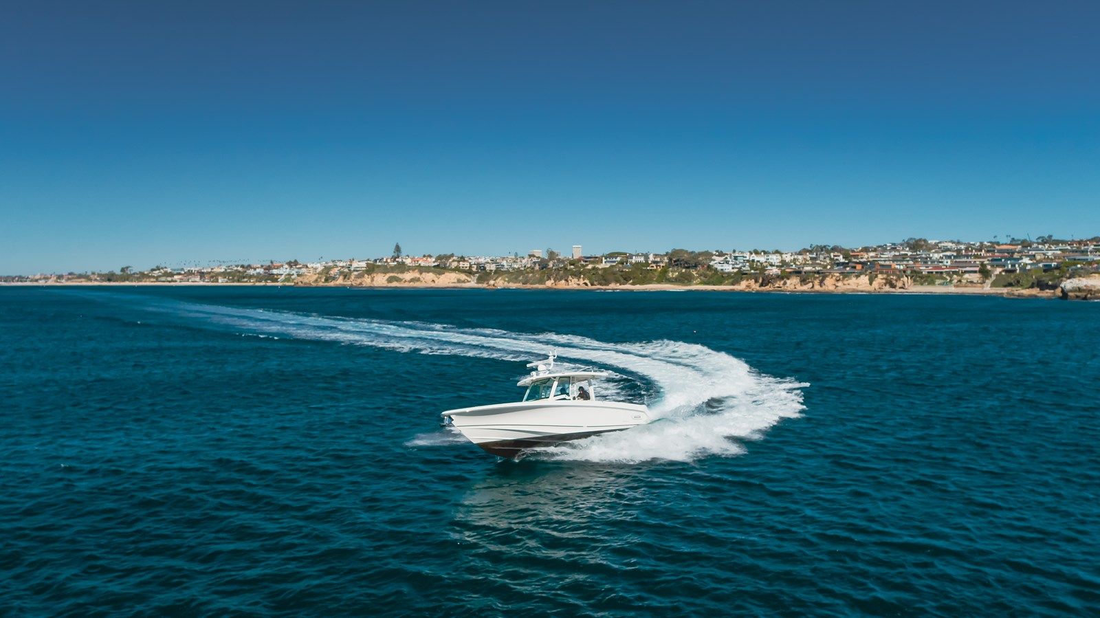 Лучшая цена на Robin Ann 38