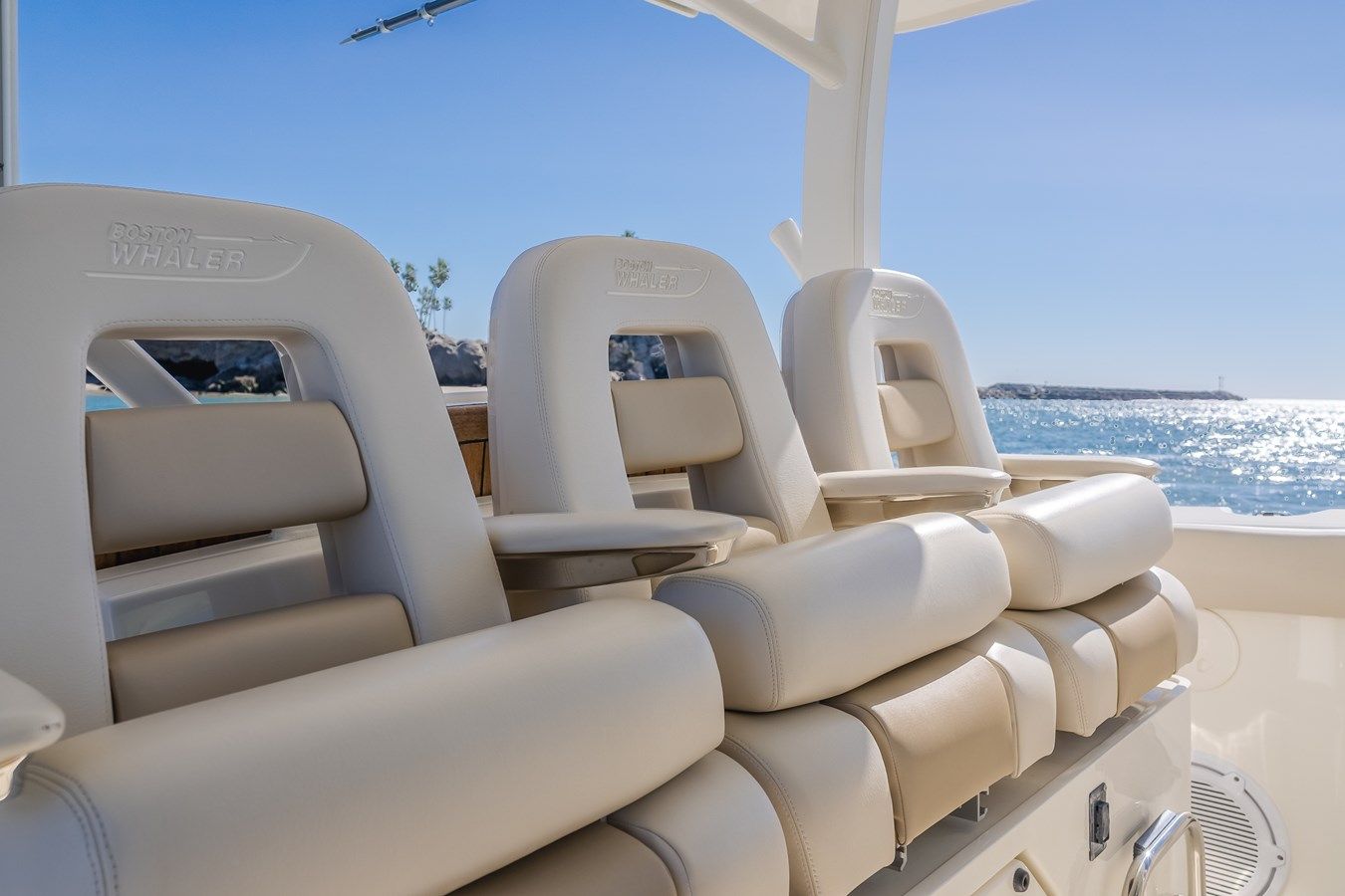 Лучшая цена на Robin Ann - Boston Whaler