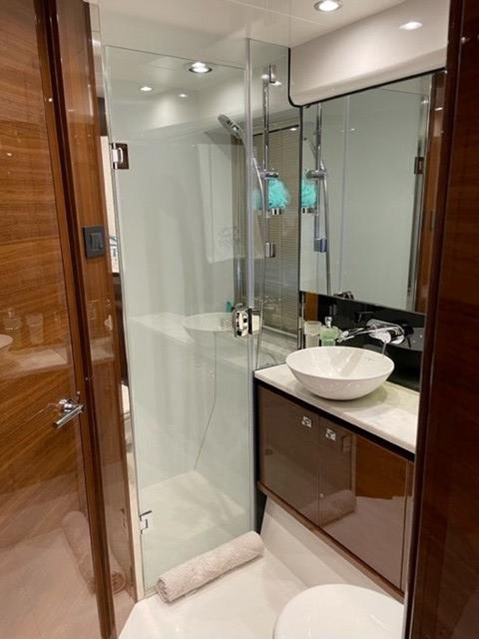 Buy a yacht Princess Flybridge 56 Motor Yacht Flybridge 56 Motor Yacht