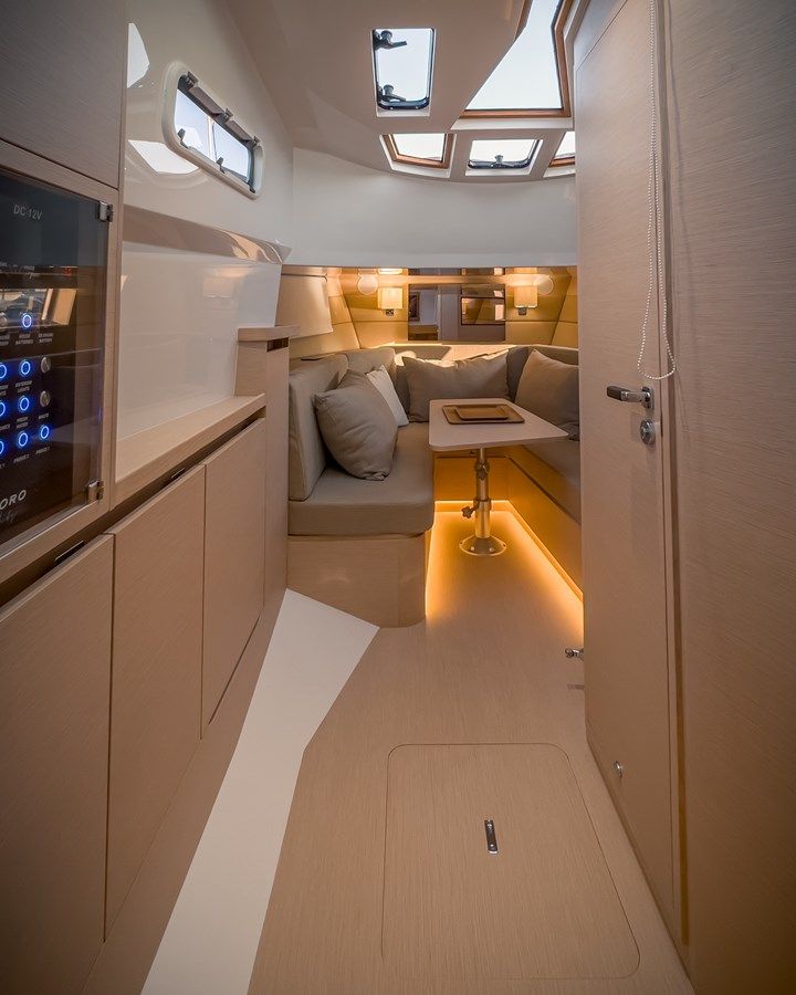 Buy a yacht OASIS 40