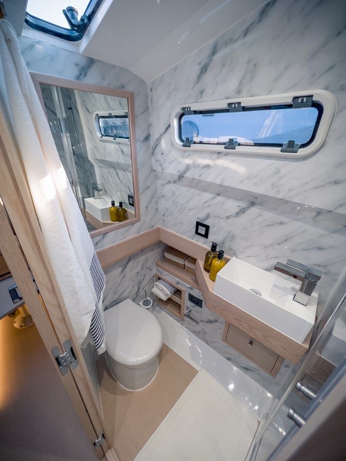 Buy a OASIS 40 at Shestakov Yacht Sales