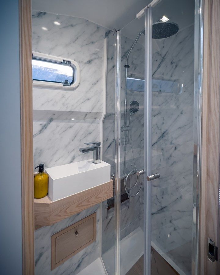 Buy a yacht OASIS 2022