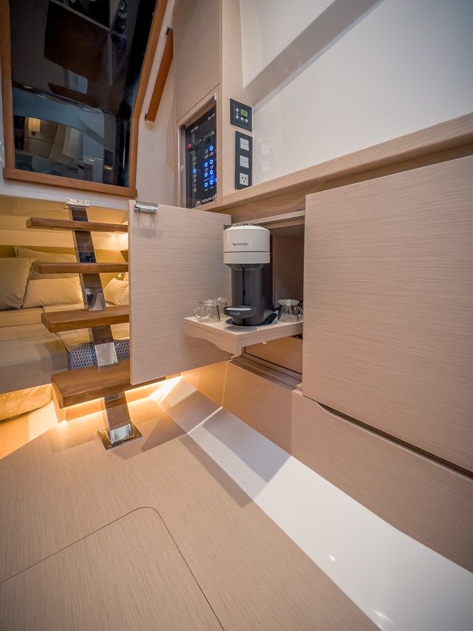 the best price on OASIS T40 Inboard