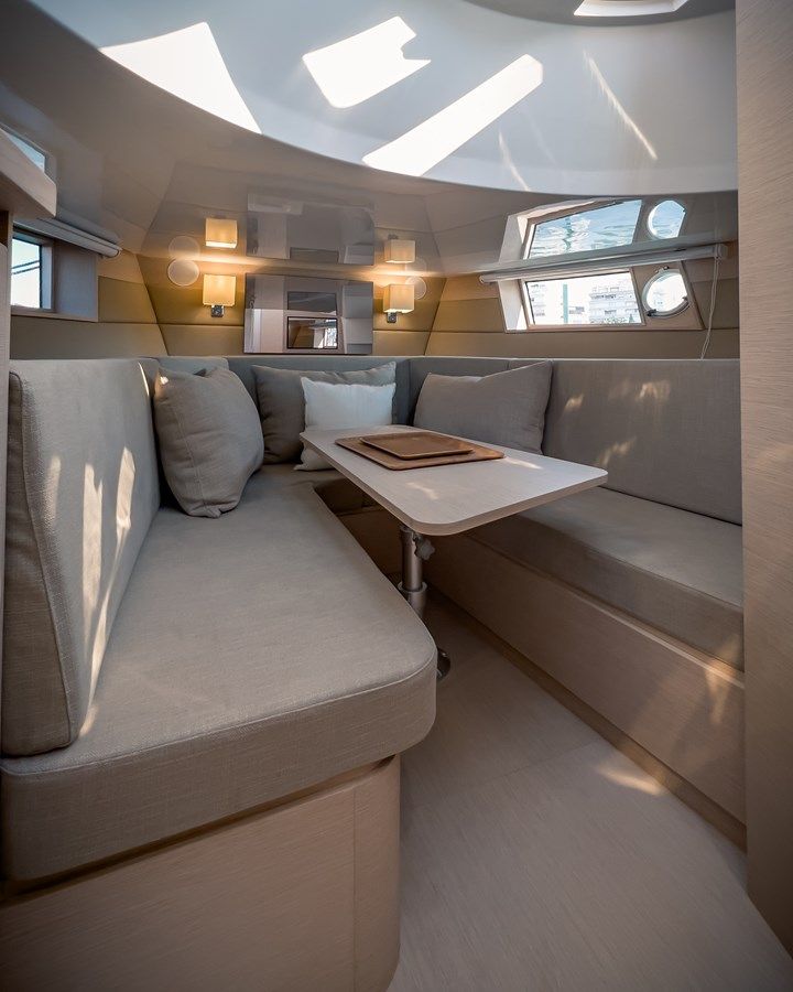 the best price on OASIS - TESORO YACHTS