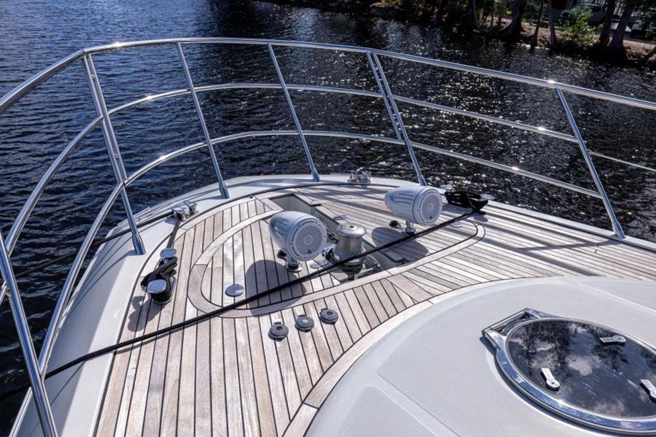 Купить яхту Meant to Be - Azimut Yachts в Shestakov Yacht Sales