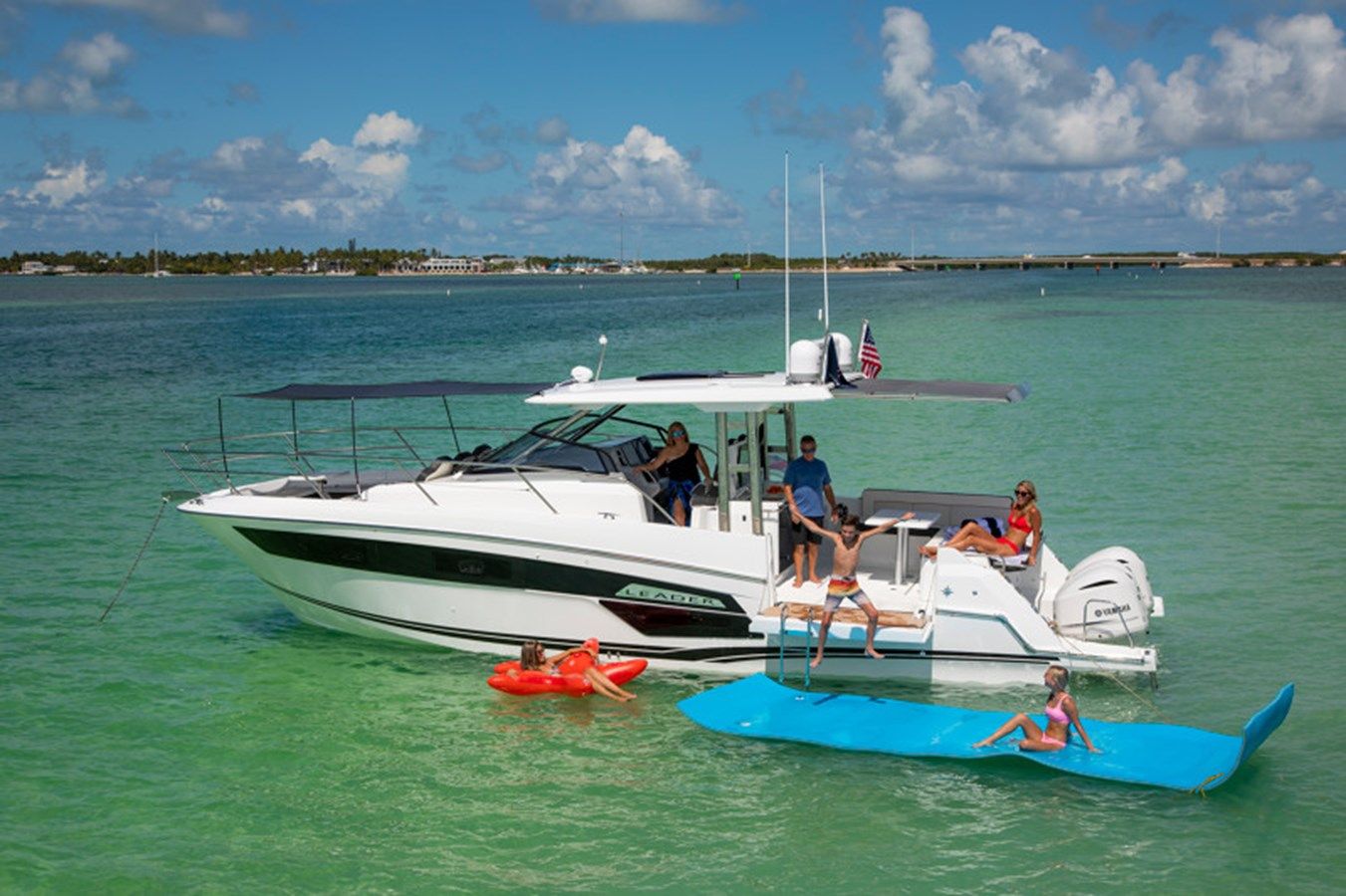 Лучшие предложения покупки яхты LEADER 12.5 - Jeanneau