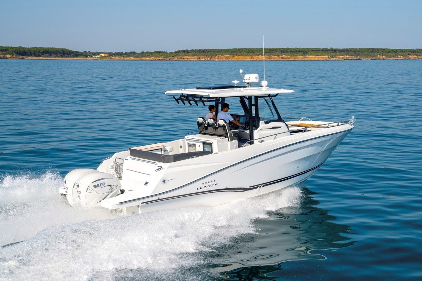 best yacht sales deals Jeanneau 10.5 CC