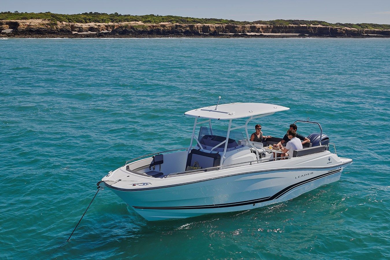 Buy a Jeanneau Leader 7.5 CC S3 - Jeanneau at Shestakov Yacht Sales
