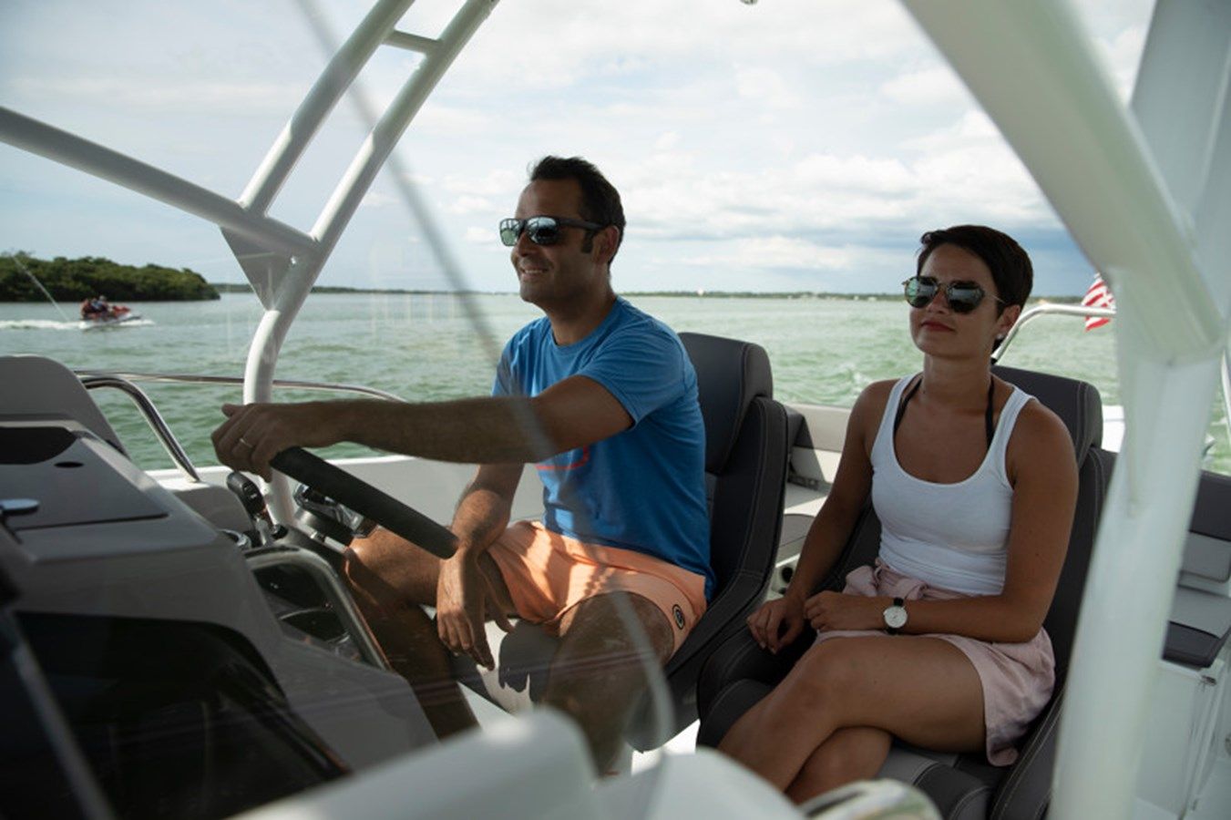 Buy a yacht Jeanneau Leader 7.5 CC S3 Leader 7.5 CC S3