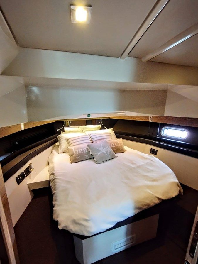 Buy a ANDIAMO II 40 at Shestakov Yacht Sales