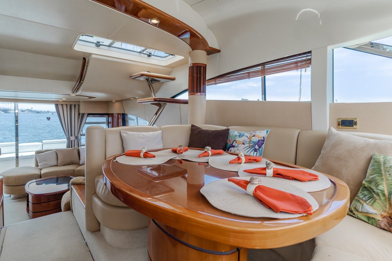 the best price on El Supremo 2002