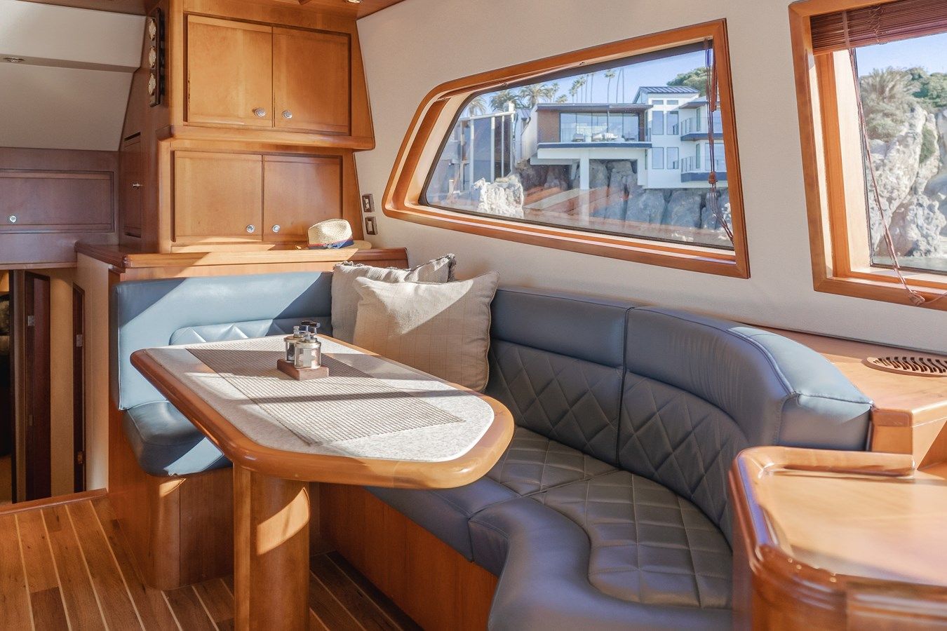 Стоимость яхты Pura Vida - Bertram Yacht