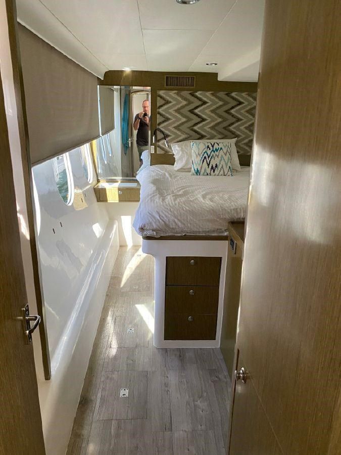 Buy a yacht POWER PLAY