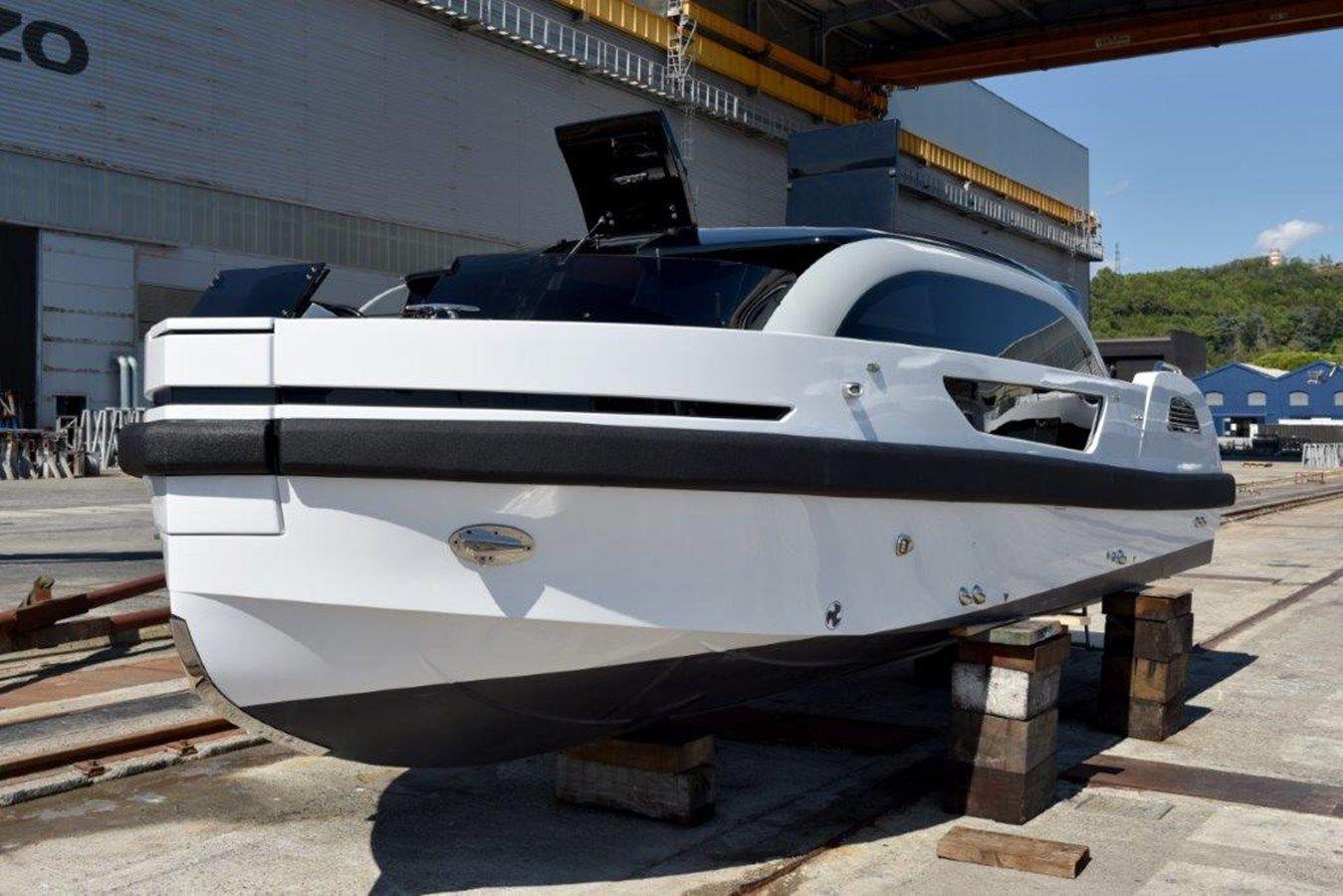 Buy a yacht WB 7.5m CUSTOM LIMO TENDER 24