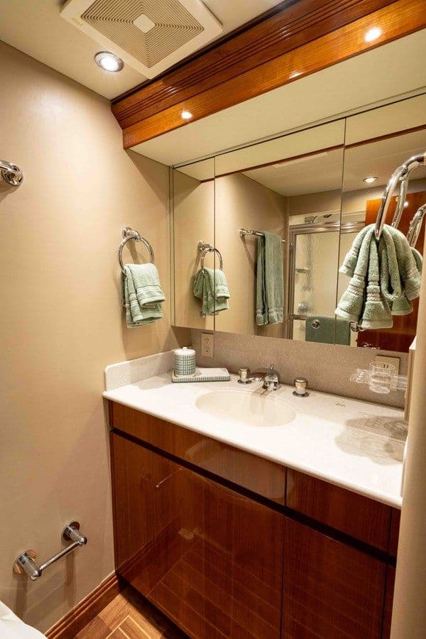 Лучшие предложения покупки яхты WELL DONE - BURGER BOAT COMPANY