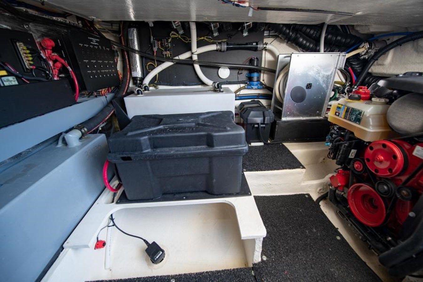 best yacht sales deals Regal 38 - Regal