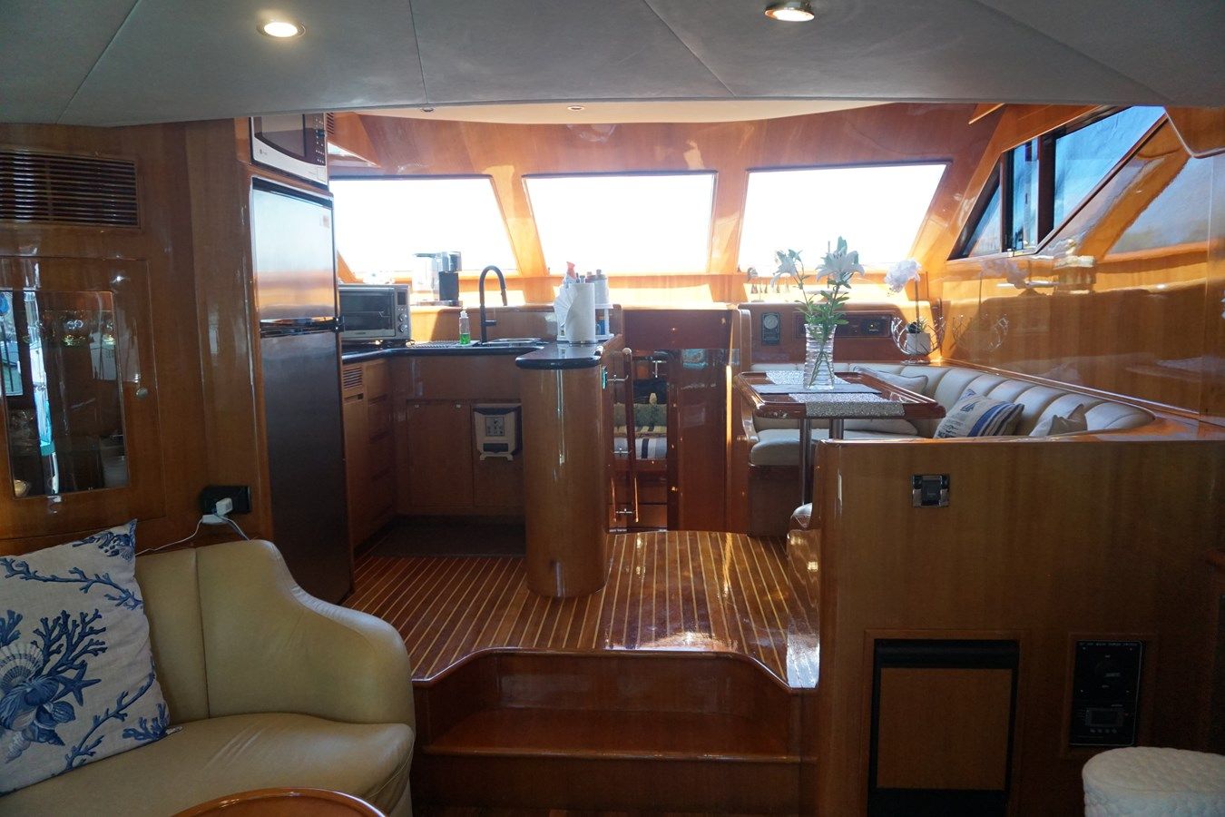 Buy a yacht 52 Pilothouse - Ocean Alexander