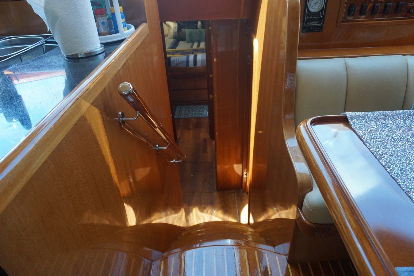 best yacht sales deals 52 Pilothouse