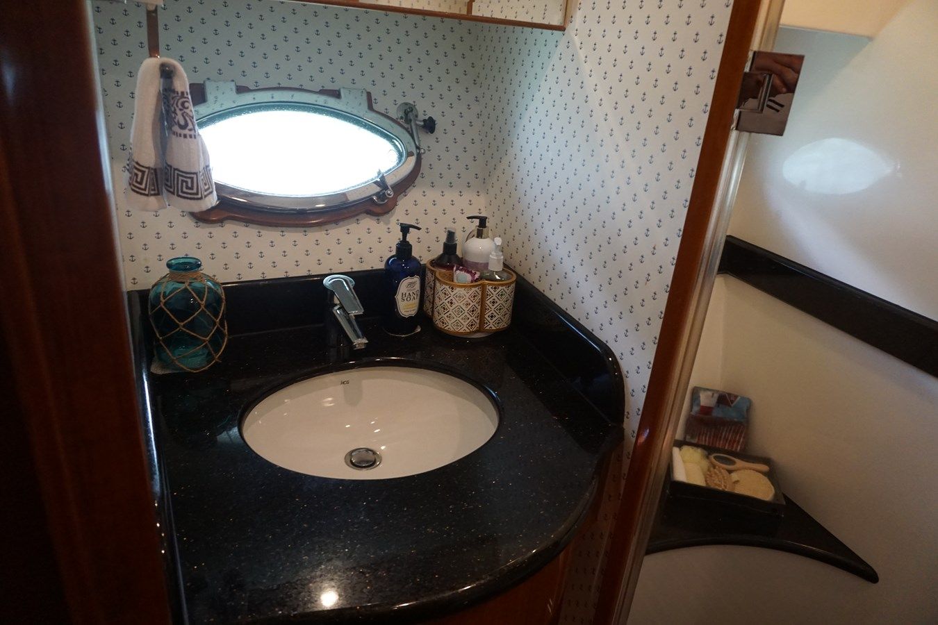 the best price on 52 Pilothouse - Ocean Alexander