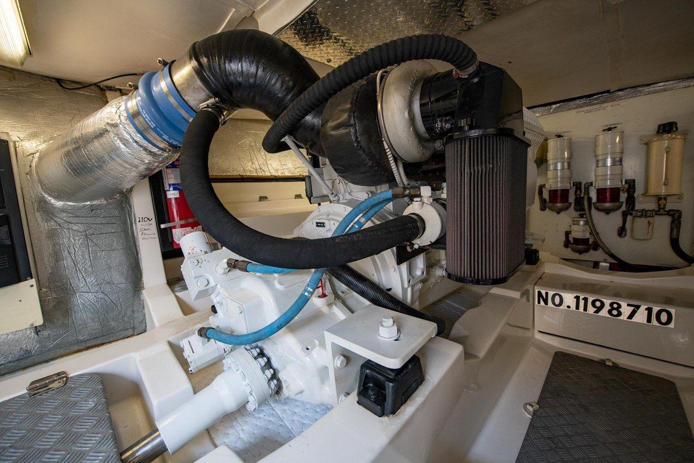 Buy a yacht CHILL TIME 2007