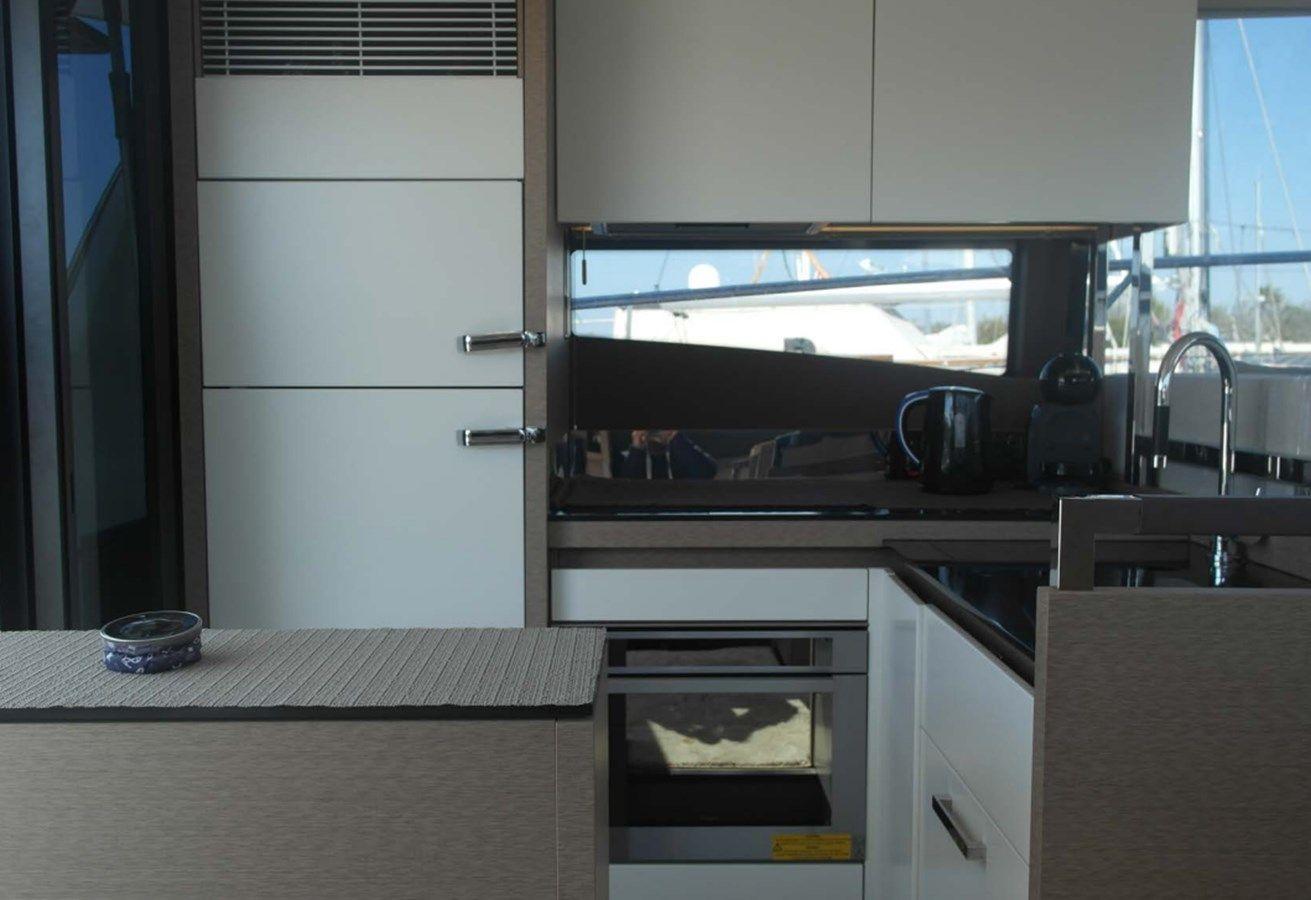 Продажа яхты PRESTIGE 520 FLY - PRESTIGE