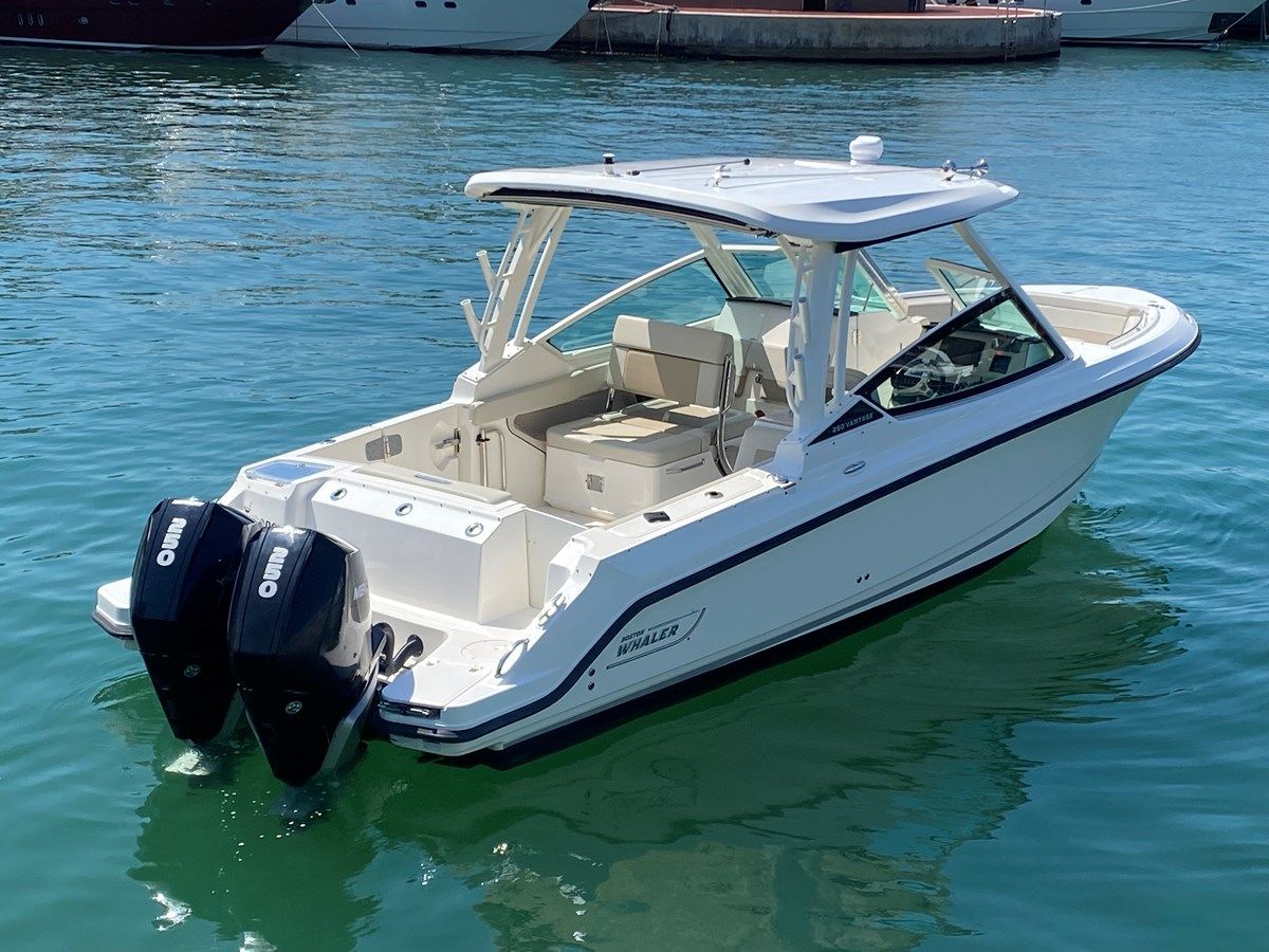 Buy a 2021 Boston Whaler 280 Vantage @ Cancun - Boston Whaler at Shestakov Yacht Sales