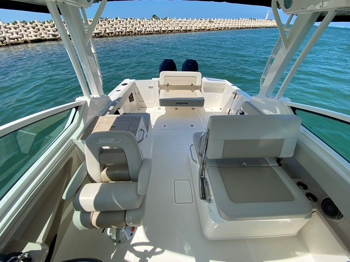 2021 Boston Whaler 280 Vantage @ Cancun - Boston Whaler