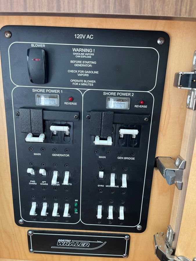 Hey Jude - Boston Whaler