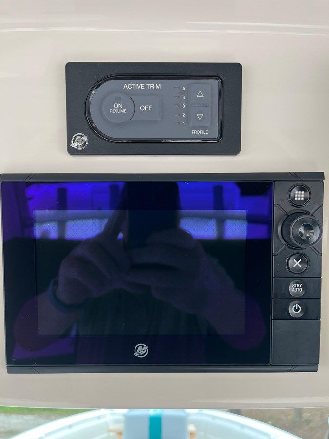 Hey Jude - Boston Whaler