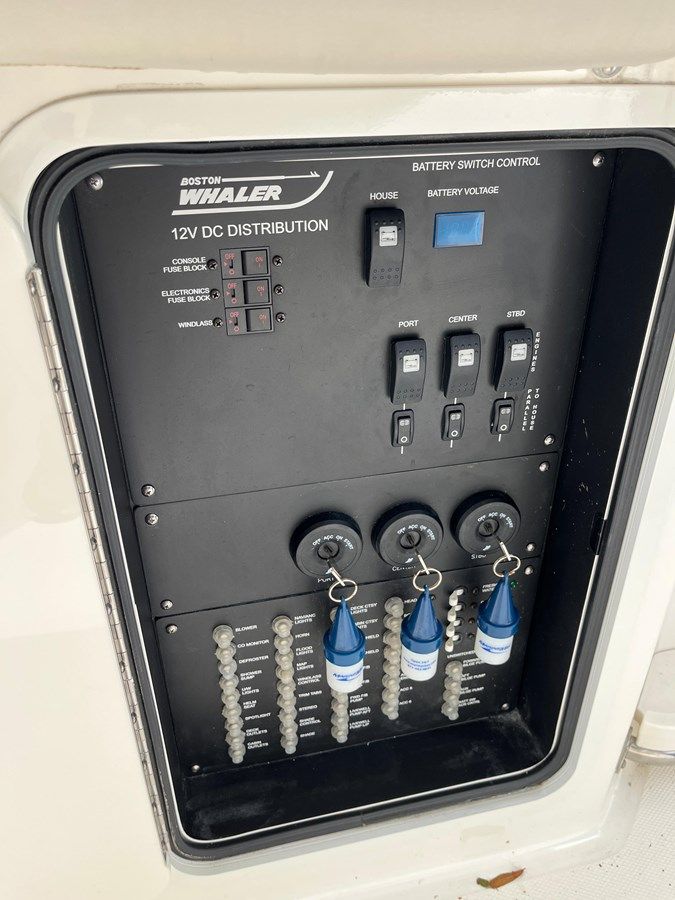 Buy a yacht Hey Jude