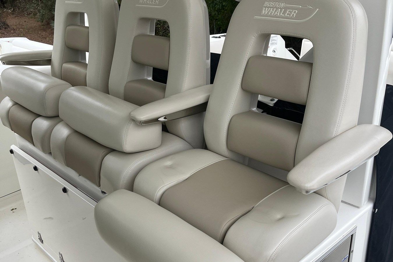 Buy a yacht Hey Jude - Boston Whaler