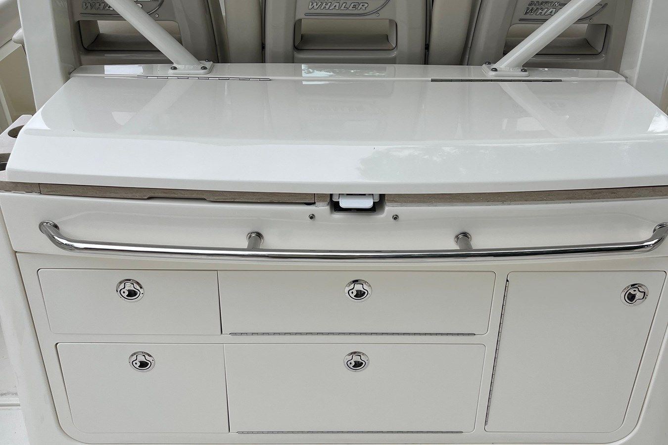 Buy a Hey Jude - Boston Whaler at Shestakov Yacht Sales