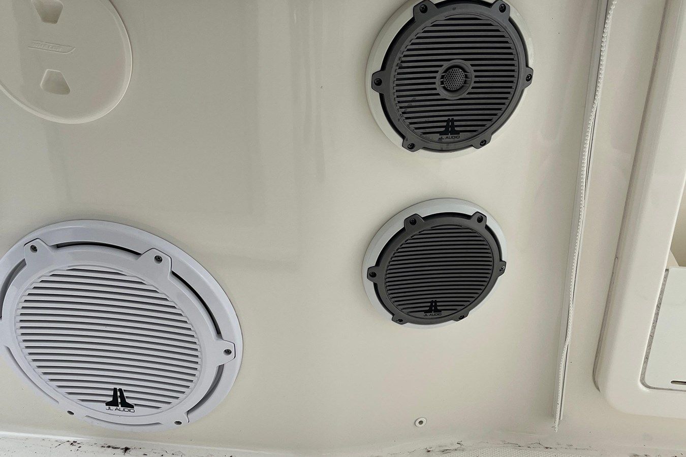 the best price on Hey Jude - Boston Whaler