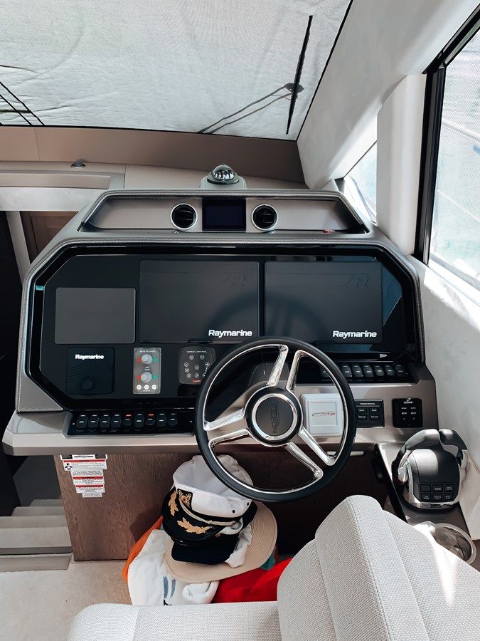 Buy a LA ARGENTINA 2022 at Shestakov Yacht Sales