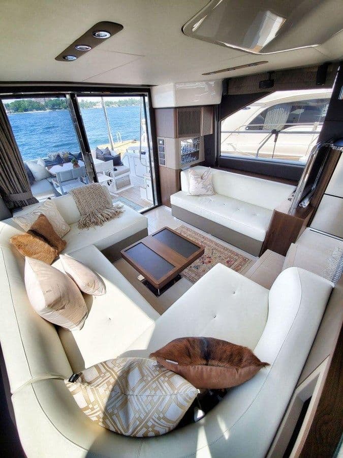 Buy a MAI NAVIGARE - Azimut Yachts at Shestakov Yacht Sales