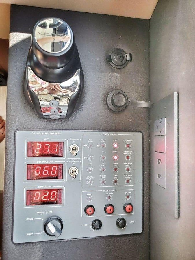 best yacht sales deals MAI NAVIGARE - Azimut Yachts