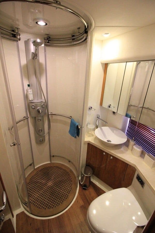 the best price on NO NAME