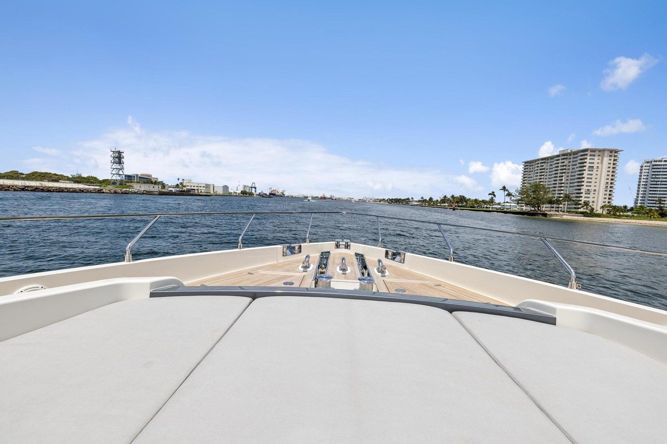 XFAF8532J021 - Ferretti Yachts price