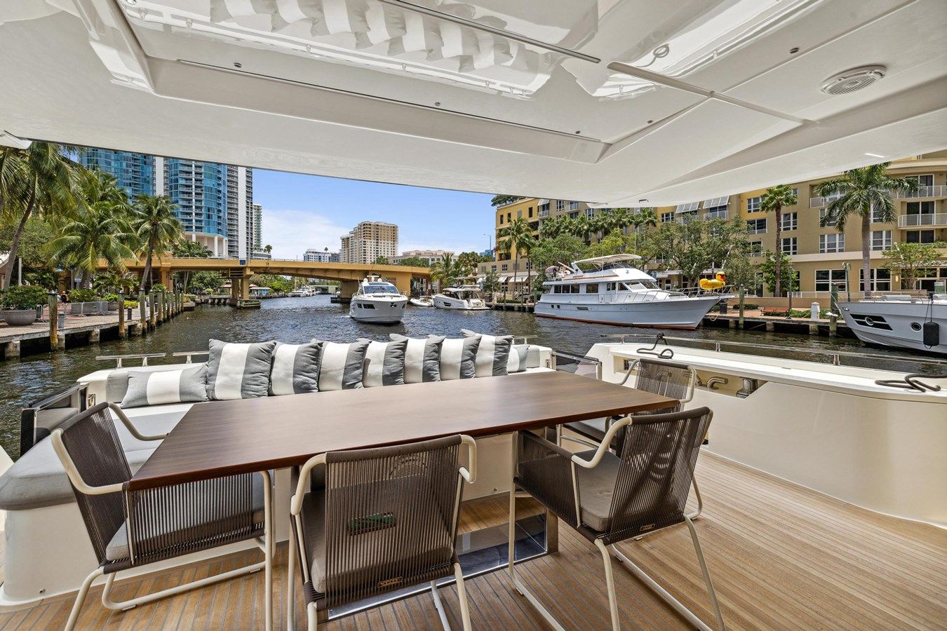 Buy a XFAF8532J021 2021 at Shestakov Yacht Sales