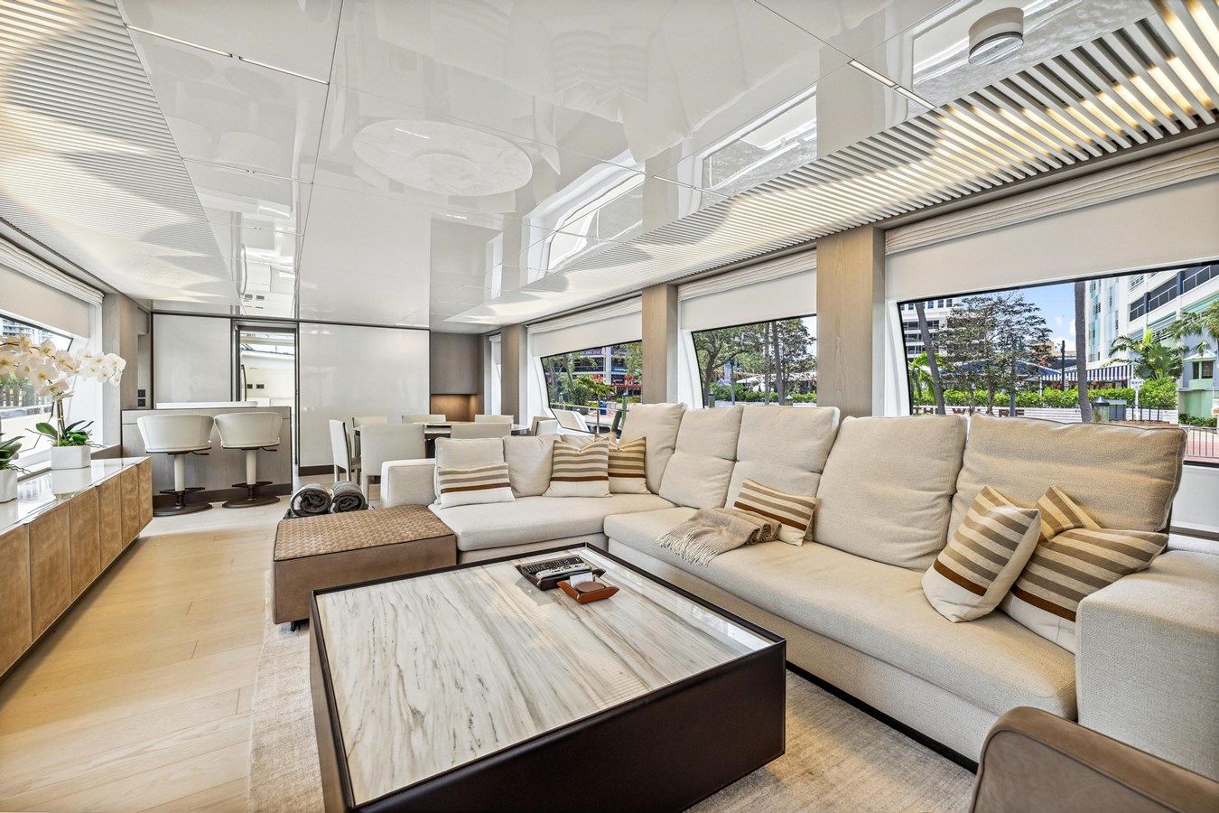 XFAF8532J021 yacht sale