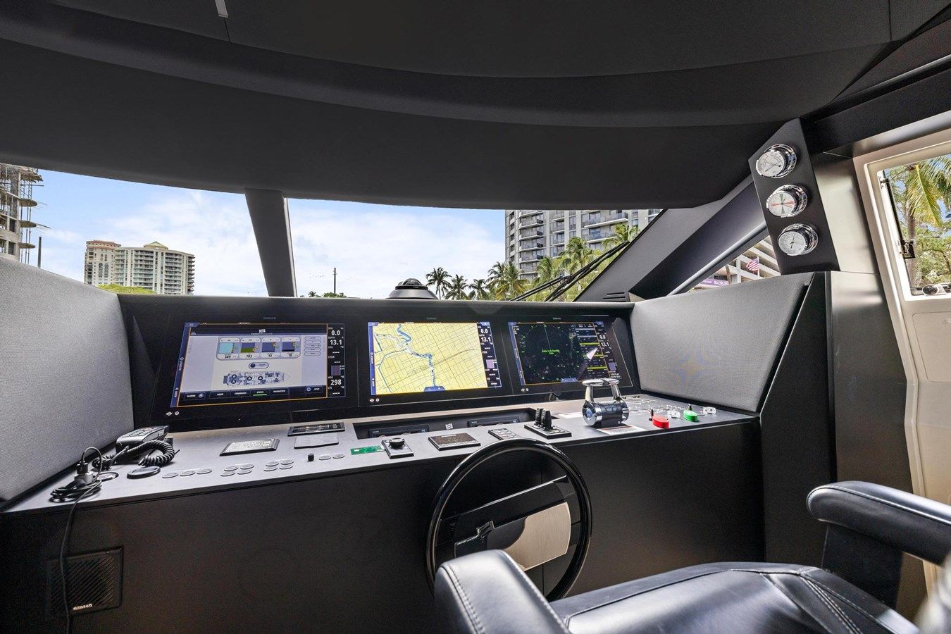 the best price on XFAF8532J021 - Ferretti Yachts